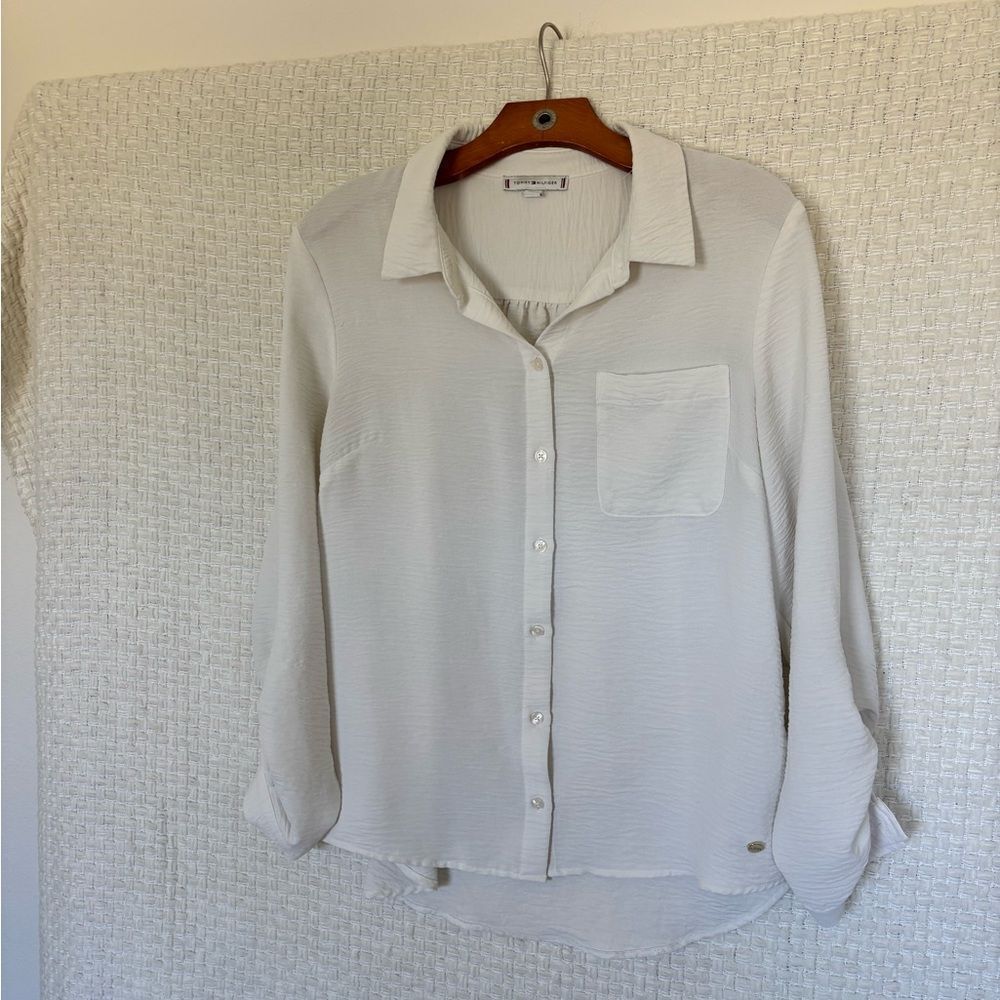 Tommy Hilfiger Button Down Blouse✨